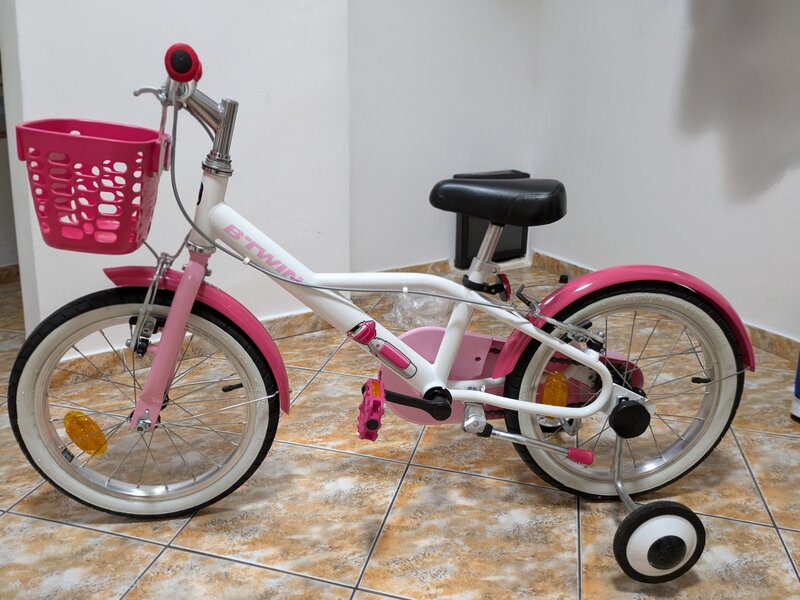 Bicicleta fete 16 inch.