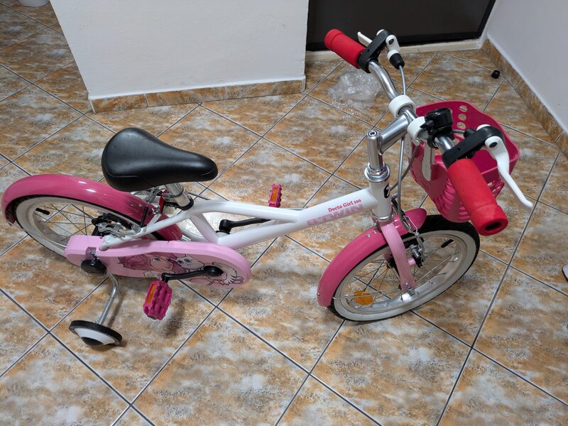 Bicicleta fete 16 inch.