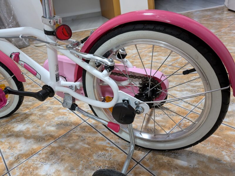 Bicicleta fete 16 inch.