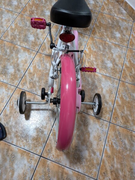 Bicicleta fete 16 inch.